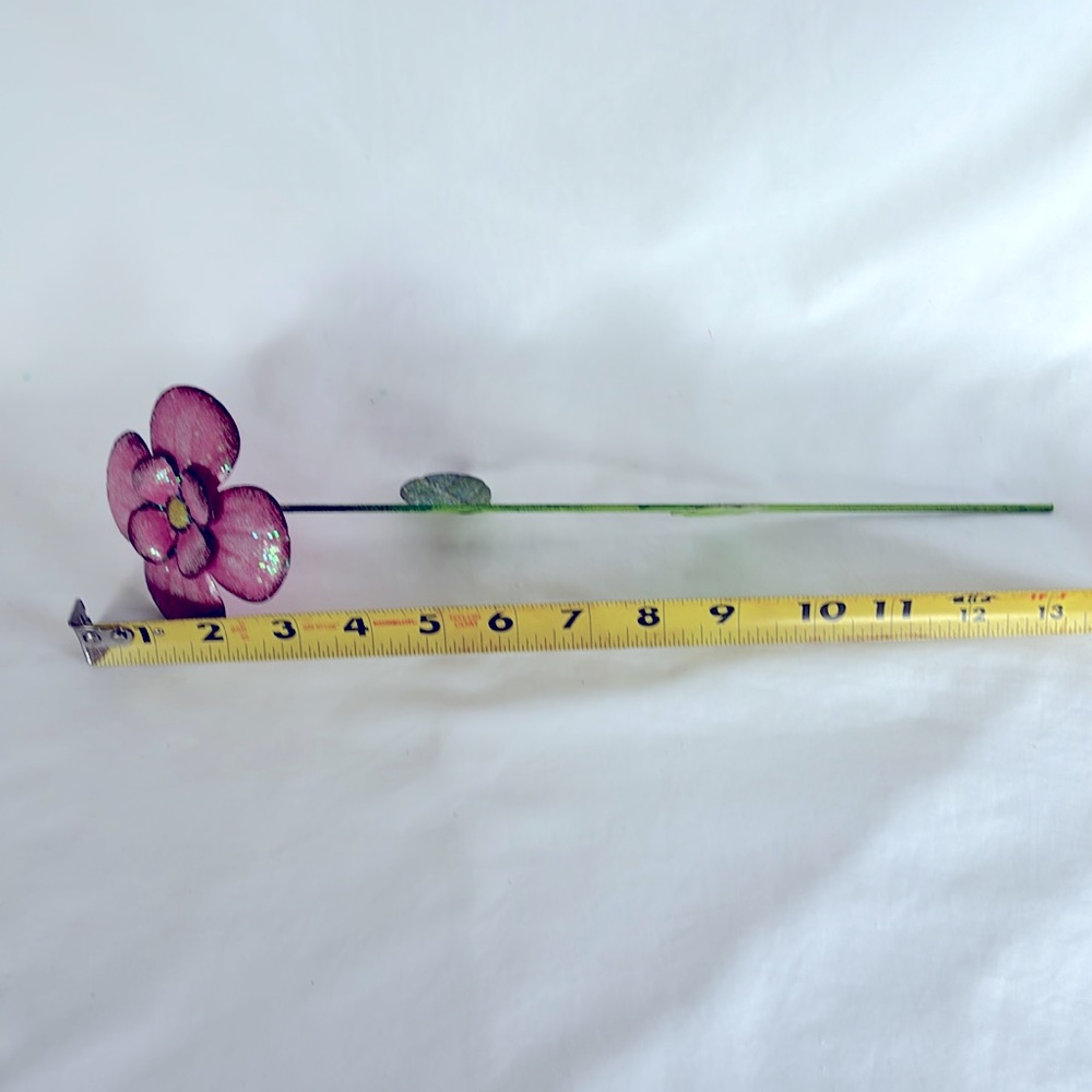 Set Of 5 Very Pretty Metal Flowers Spring/Summer Gathering Decor - Picture 6 of 9